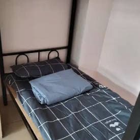 日租20元 月租400元 壹方天地 男生合租