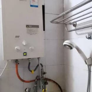 床位16/天，420元／月，可以做饭